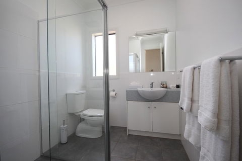 Wallaroo Marina Apartments - South Australia Travel 29