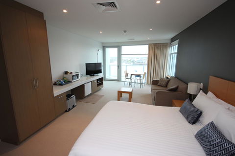 Wallaroo Marina Apartments - South Australia Travel 21