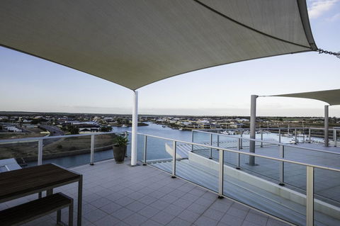 Wallaroo Marina Apartments - South Australia Travel 34