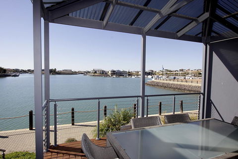 Wallaroo Marina Apartments - South Australia Travel 8