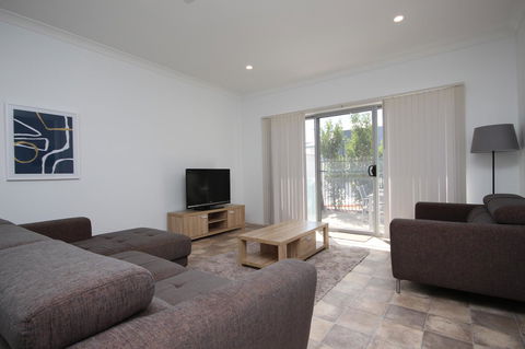 Wallaroo Marina Apartments - South Australia Travel 28