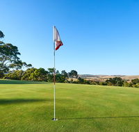 New Terry Hotel  Golf Resort - South Australia Travel
