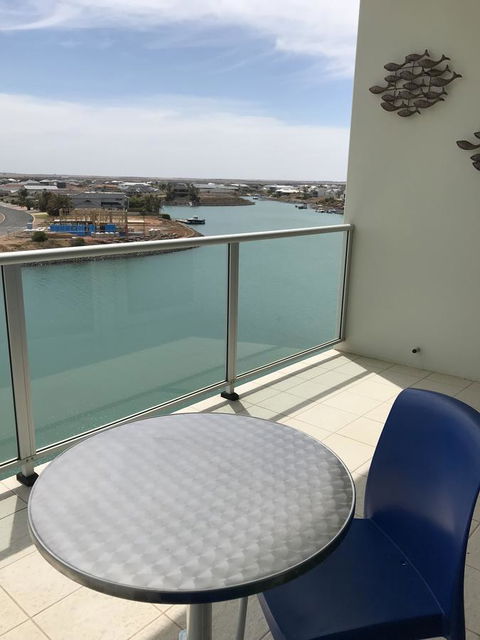 Ocean View Luxury Apartment & Suite - South Australia Travel 6