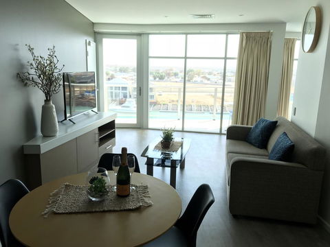 Ocean View Luxury Apartment & Suite - South Australia Travel 43