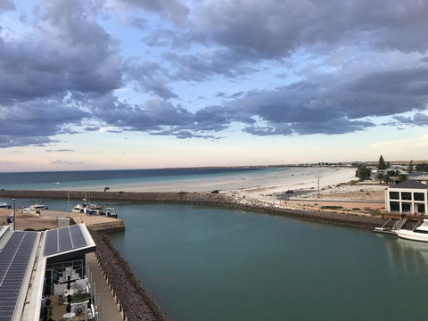 Ocean View Luxury Apartment & Suite - South Australia Travel 2