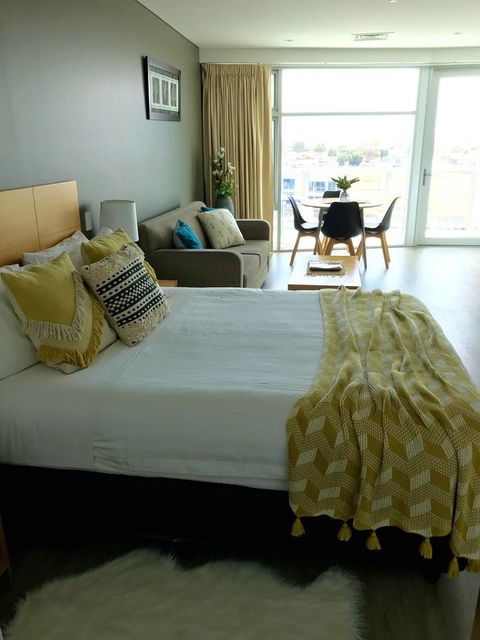 Ocean View Luxury Apartment & Suite - South Australia Travel 15