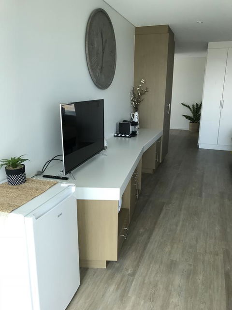Ocean View Luxury Apartment & Suite - South Australia Travel 31