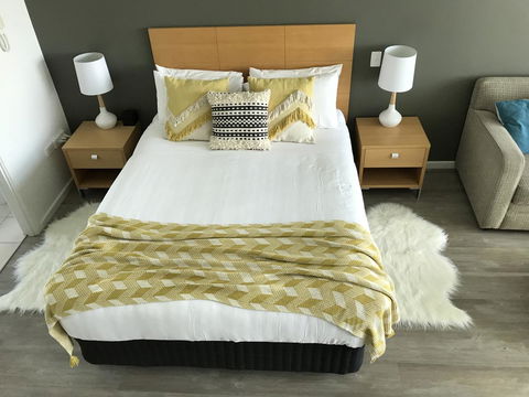 Ocean View Luxury Apartment & Suite - South Australia Travel 29