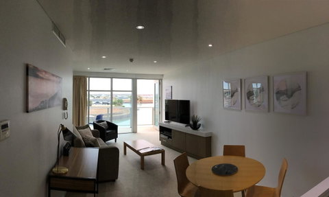 Wallaroo Marina Waterfront Luxe Apartment - South Australia Travel 1