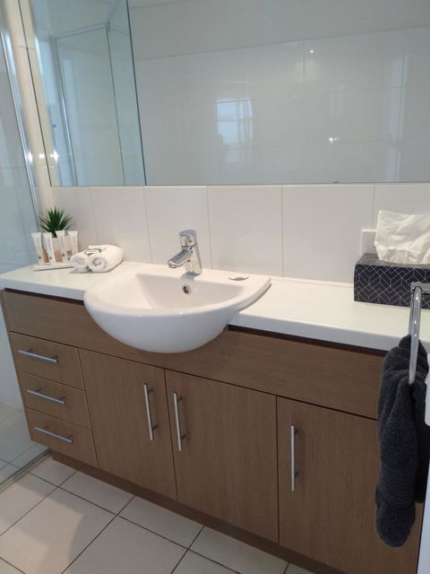 Wallaroo Marina Executive Apartments - South Australia Travel 7