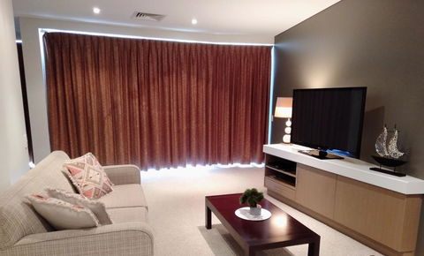 Wallaroo Marina Executive Apartments - South Australia Travel 6