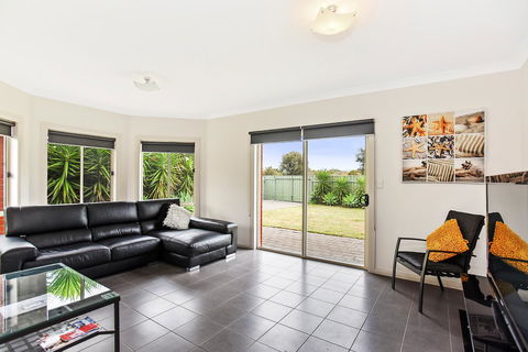 'The Hidden Diamond' - Normanville - South Australia Travel 21