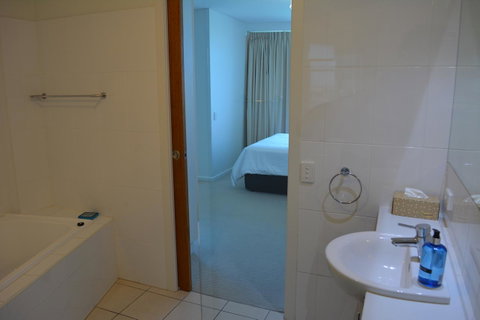 Wallaroo Marina Luxury Apartment - South Australia Travel 20