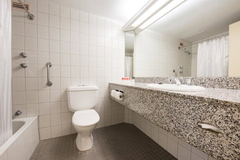 Hotel Grand Chancellor Adelaide - South Australia Travel 27