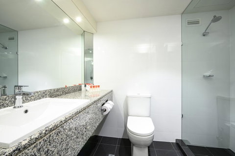 Hotel Grand Chancellor Adelaide - South Australia Travel 41