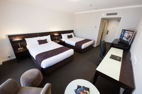 Hotel Grand Chancellor Adelaide - South Australia Travel 1