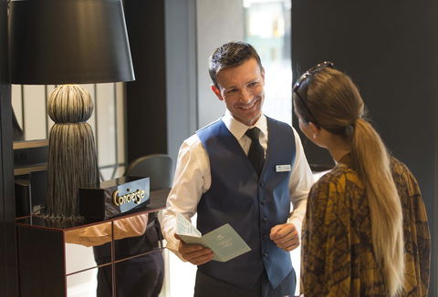 Mayfair Hotel - South Australia Travel 28