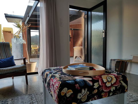 Sinclair Eco House - South Australia Travel 26