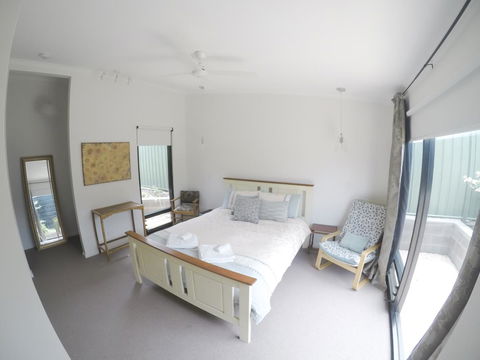 Sinclair Eco House - South Australia Travel 8