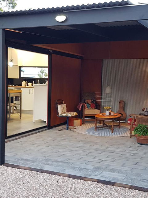 Sinclair Eco House - South Australia Travel 3