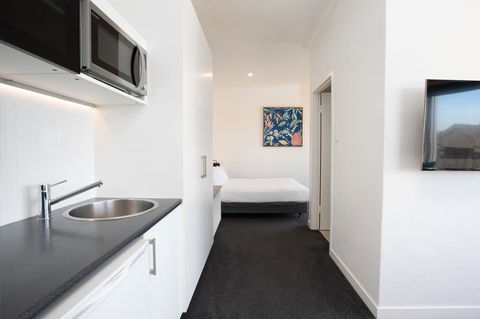Bay 10 - Suites And Apartments - South Australia Travel 1