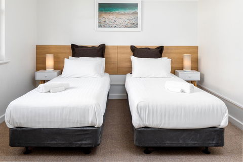 Bay 10 - Suites And Apartments - South Australia Travel 15