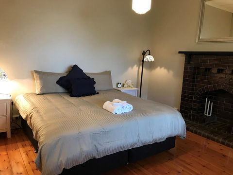 Ambrosia Holiday Home - South Australia Travel 6