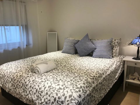 Ambrosia Holiday Home - South Australia Travel 5