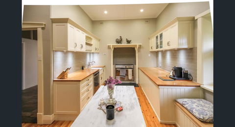 Ambrosia Holiday Home - South Australia Travel 24