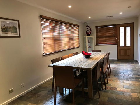 Ambrosia Holiday Home - South Australia Travel 17