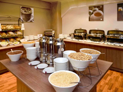 Grosvenor Hotel Adelaide - South Australia Travel 17