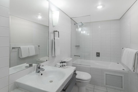 Oaks Adelaide Horizons Suites - South Australia Travel 4