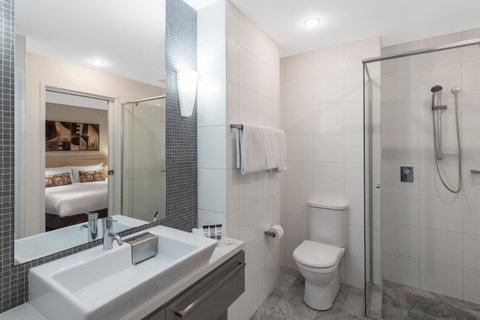 Oaks Adelaide Horizons Suites - South Australia Travel 6