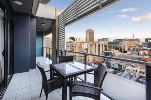 Oaks Adelaide Horizons Suites - South Australia Travel 2