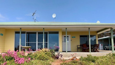 Emu Bay Holiday Homes - South Australia Travel 25