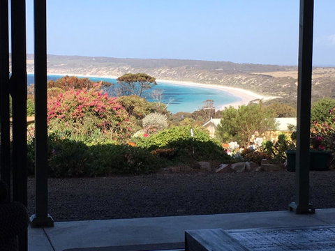 Emu Bay Holiday Homes - South Australia Travel 31