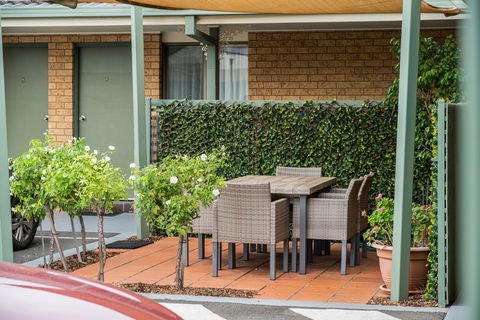 Garden City Motor Inn - South Australia Travel 39