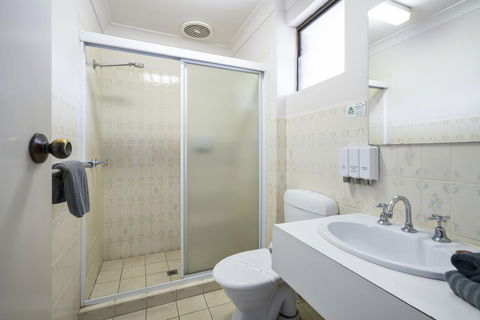 Garden City Motor Inn - South Australia Travel 35
