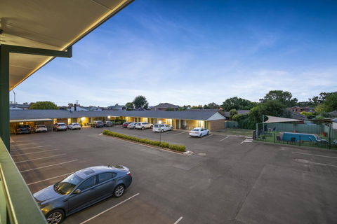 Garden City Motor Inn - South Australia Travel 36