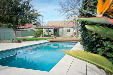 29 Jane - South Australia Travel 1
