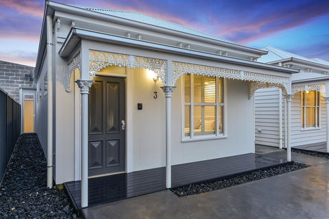 Aloha Central Luxury Apartments - South Australia Travel 2