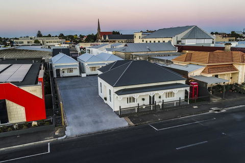 Aloha Central Luxury Apartments - South Australia Travel 7