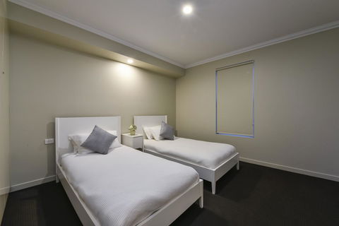 Aloha Central Luxury Apartments - South Australia Travel 27