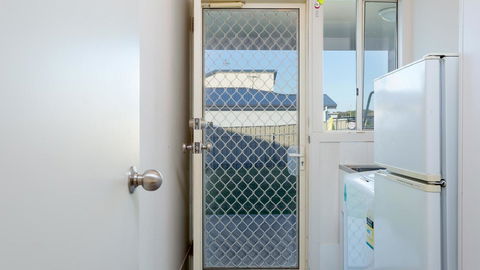 Rocks Beach House Victor Harbor - South Australia Travel 6