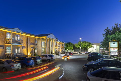 Adelaide Inn - South Australia Travel 0