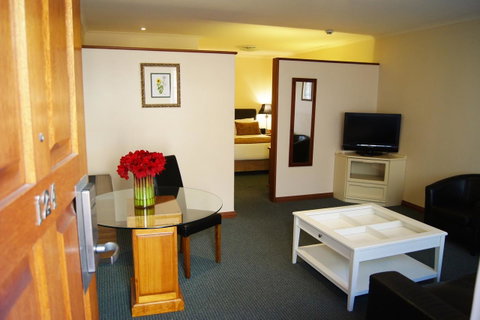 Adelaide Inn - South Australia Travel 9