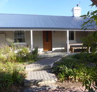 Penzance Cottage - South Australia Travel