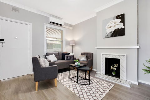 Cute And Cosy - Events, Workers, Getaways - South Australia Travel 6