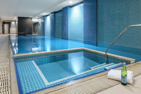 Oaks Glenelg Plaza Pier Suites - South Australia Travel 10
