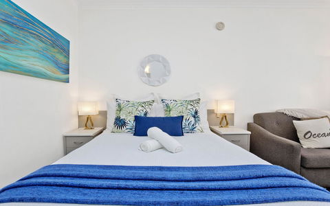 Glenelg Oasis Studios - South Australia Travel 3